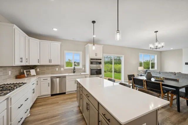 $574,900 | 24035 187th Street Northwest, Big Lake, MN 55309