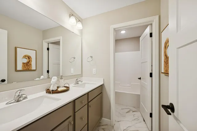 $584,900 | 24035 187th Street Northwest, Big Lake, MN 55309