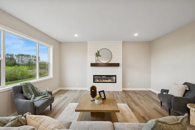 $584,900 | 24035 187th Street Northwest, Big Lake, MN 55309