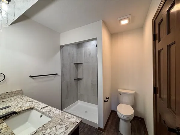 $384,950 | 1004 Southeast 3rd Terrace, Lee's Summit, MO 64063