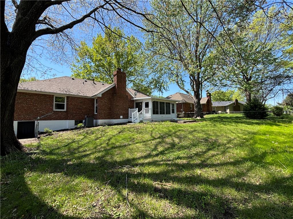 1004 Southeast 3rd Terrace Lee's Summit, MO 64063 - Photo 20 of 20