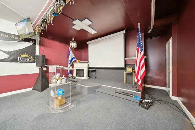 $924,500 | 4351 North Western Avenue, Chicago, IL 60618