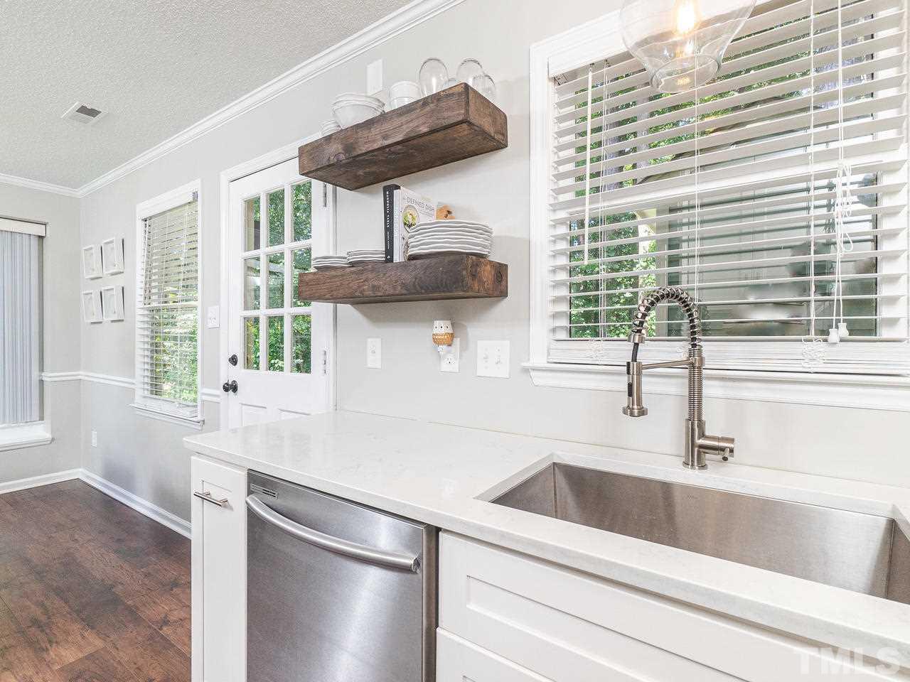 5658 Hamstead Crossing Raleigh, NC 27612 - Photo 15 of 24