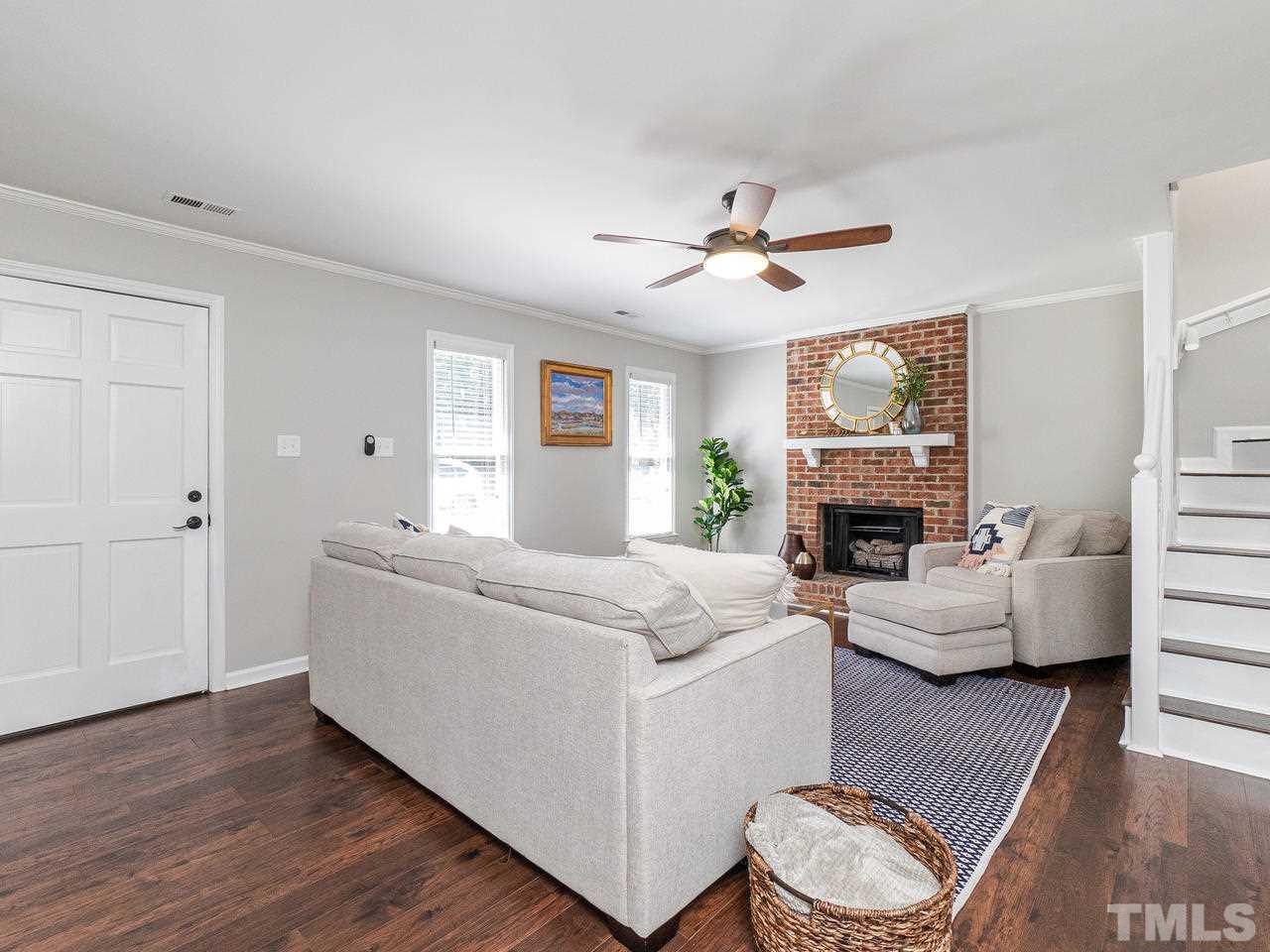 5658 Hamstead Crossing Raleigh, NC 27612 - Photo 4 of 24