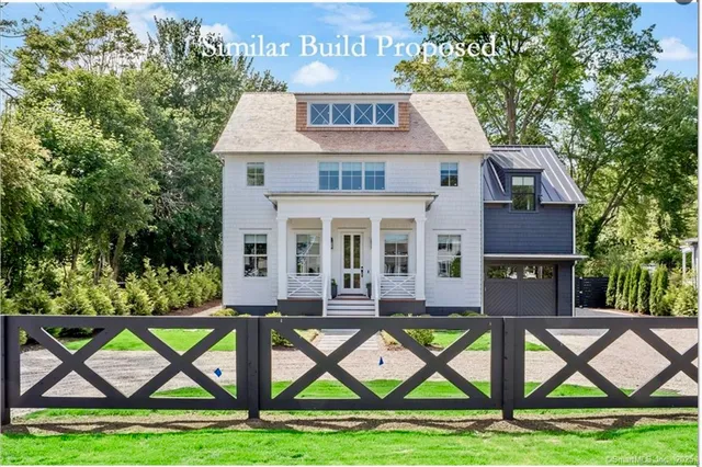 a view of front of house with yard