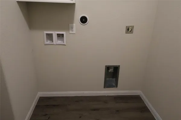 $1,800 | 14083 Lake Trout Drive, Conroe, TX 77384