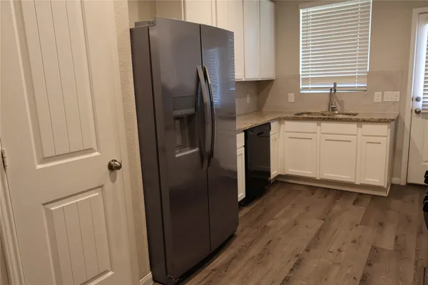 $1,800 | 14083 Lake Trout Drive, Conroe, TX 77384