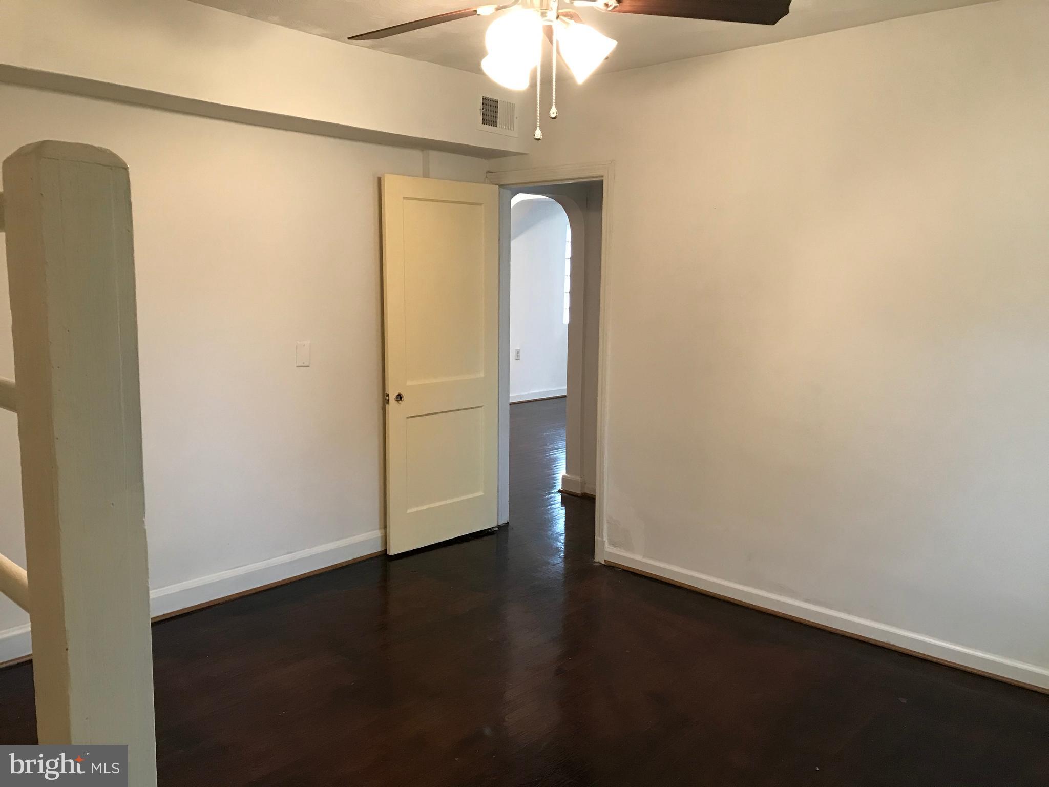 1224 Spring Avenue Baltimore, MD 21237 - Photo 8 of 18 Den