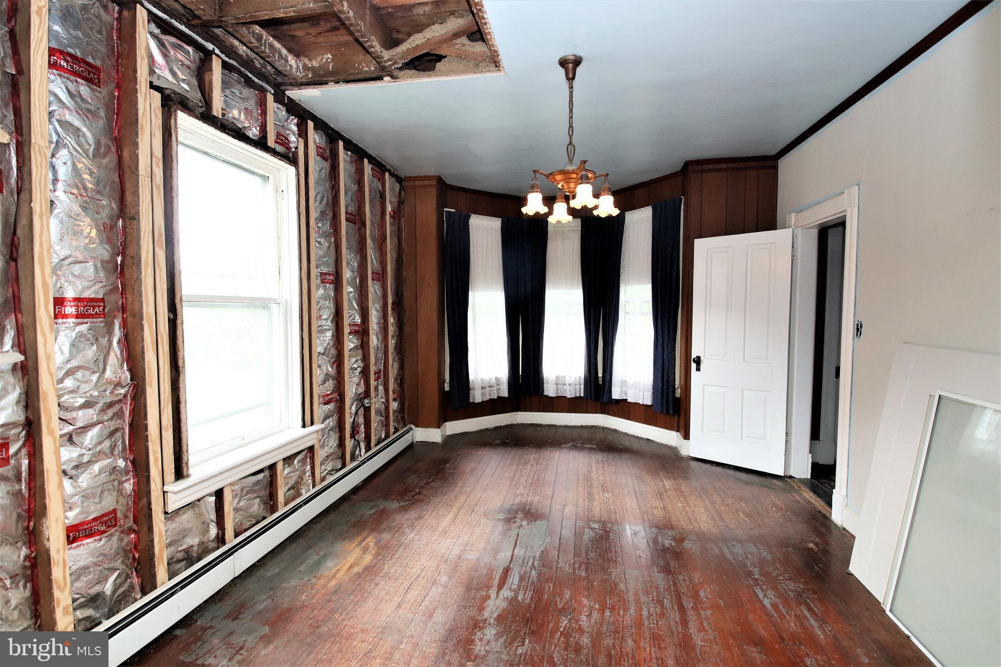 4261 Main Street Rohrersville, MD 21779 - Photo 25 of 40 Side A - Upper-Level Living Room