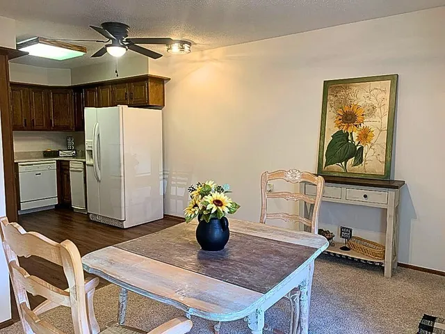 $174,900 | 1412 West Stone Boulevard, Raymore, MO 64083