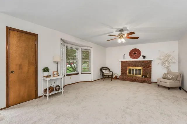 $174,900 | 1412 West Stone Boulevard, Raymore, MO 64083