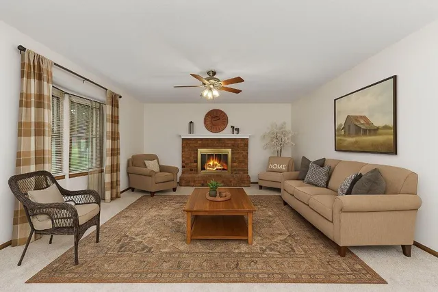 $174,900 | 1412 West Stone Boulevard, Raymore, MO 64083