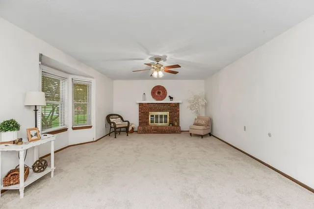 $174,900 | 1412 West Stone Boulevard, Raymore, MO 64083