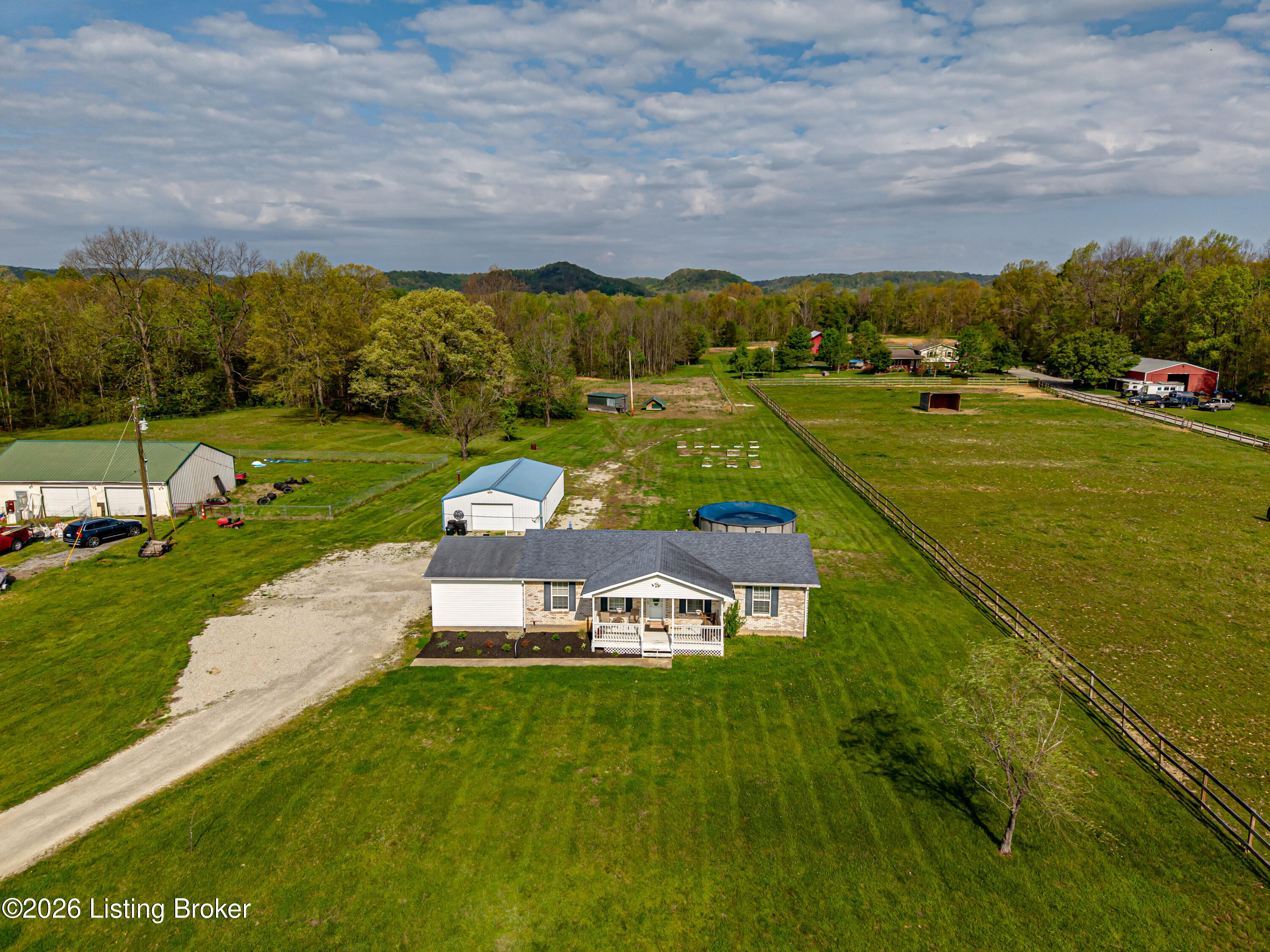 2010 Beech Grv Road Shepherdsville, KY 40165 - Photo 66 of 82 DJI_20260414224015_0272_D