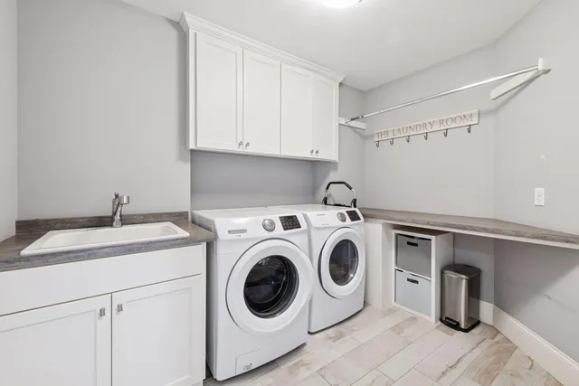 $1,325,000 | 15525 52nd Place North, Plymouth, MN 55446