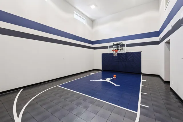 $1,325,000 | 15525 52nd Place North, Plymouth, MN 55446