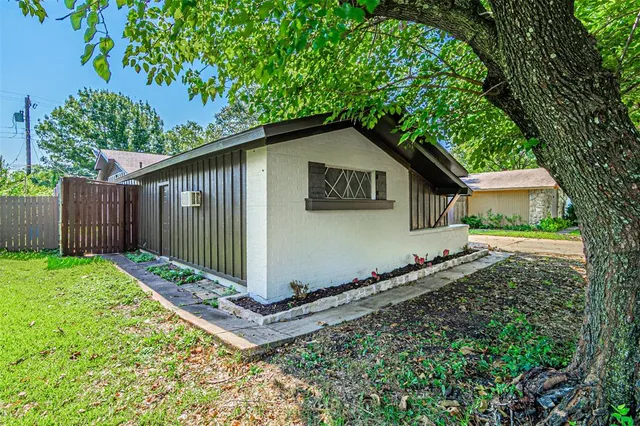 $2,200 | 1018 McCallum Drive, Garland, TX 75042