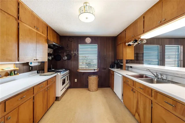 $3,400 | 1003 Eleventh Street, Port Aransas, TX 78373