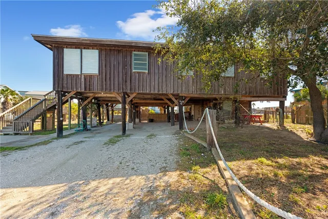 $3,400 | 1003 Eleventh Street, Port Aransas, TX 78373