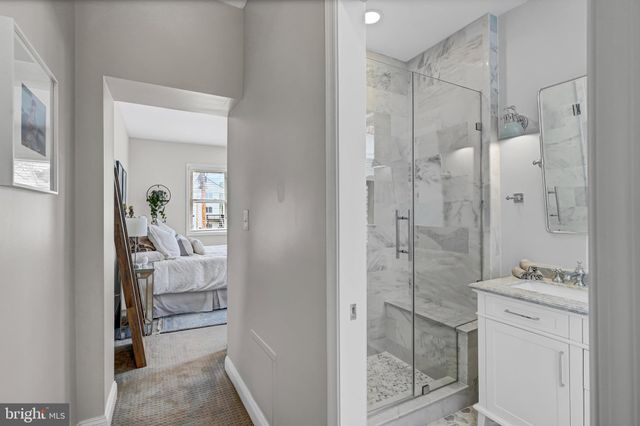 $910,000 | 335 16th Street Southeast, Washington, DC 20003