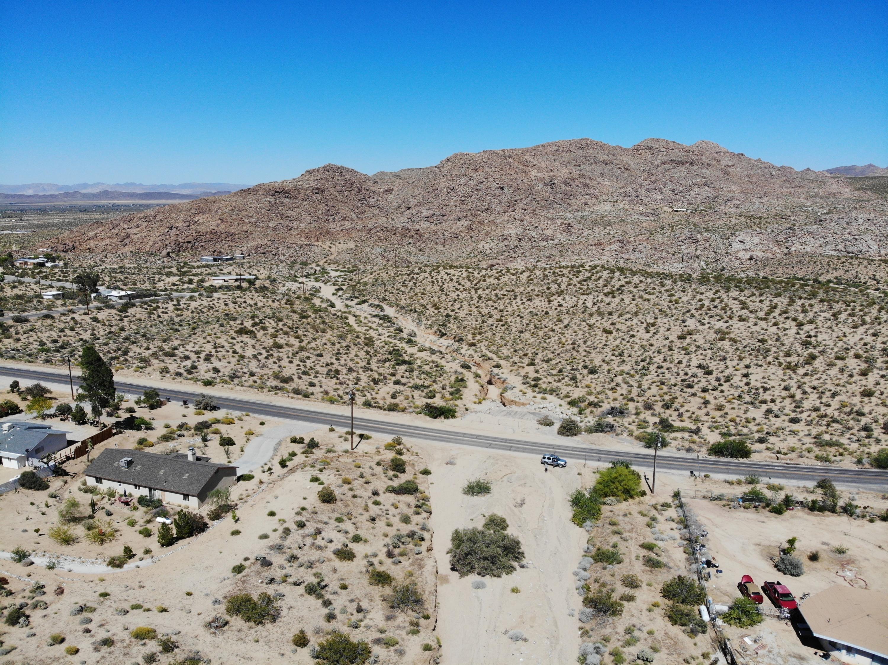68 Quail Springs Road Joshua Tree, CA 92252 - Photo 4 of 14 1F0B7962A30003618347D3BC11639971