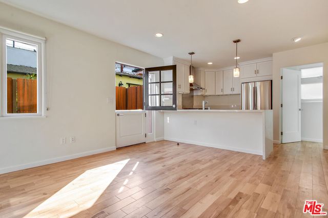 $4,295 | 838 Hilldale Avenue, West Hollywood, CA 90069