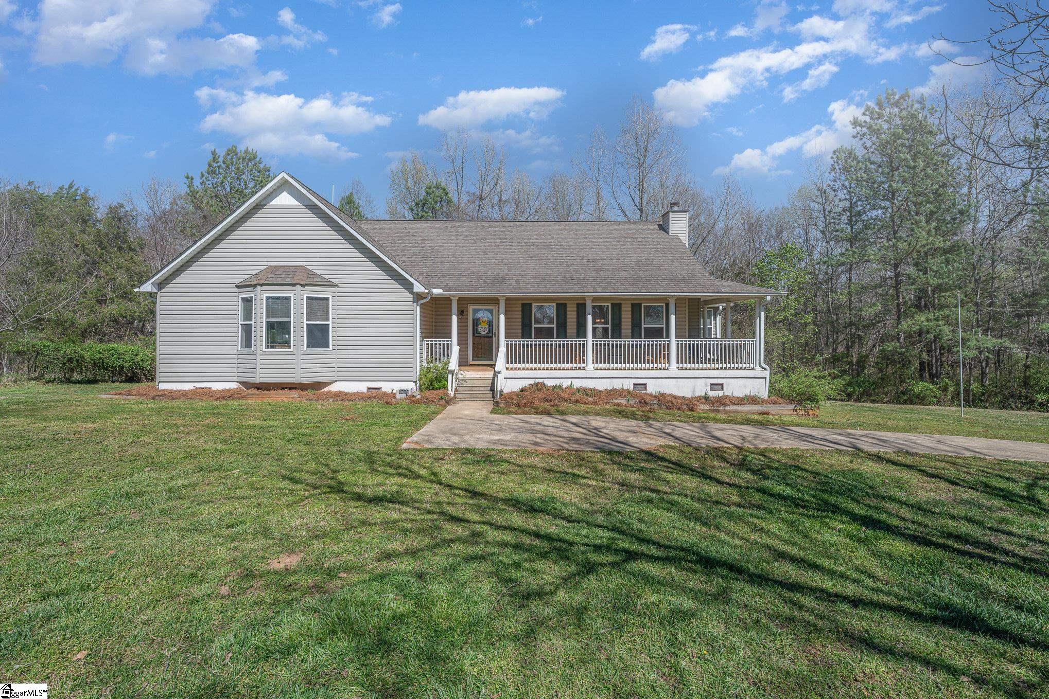 3465 Highway 92 Enoree, SC 29335 - Photo 2 of 45