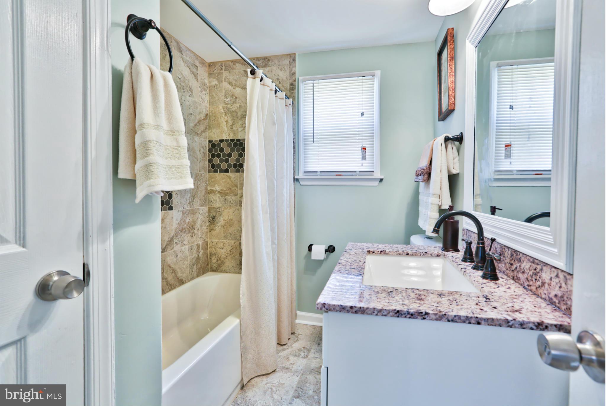 1616 Rosewick Avenue Rosedale, MD 21237 - Photo 11 of 30 Custom Tile and Back Splash