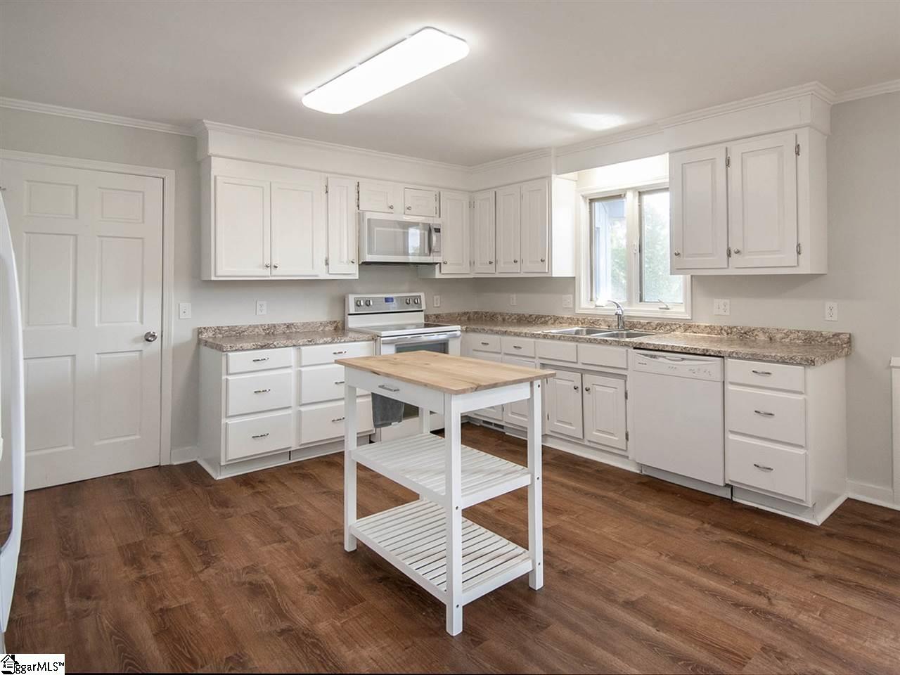 3006 Bethel Road Simpsonville, SC 29681 - Photo 10 of 36 Gallery Image 10