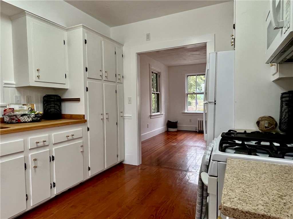 12 Lasalle Place Newport, RI 02840 - Photo 12 of 33