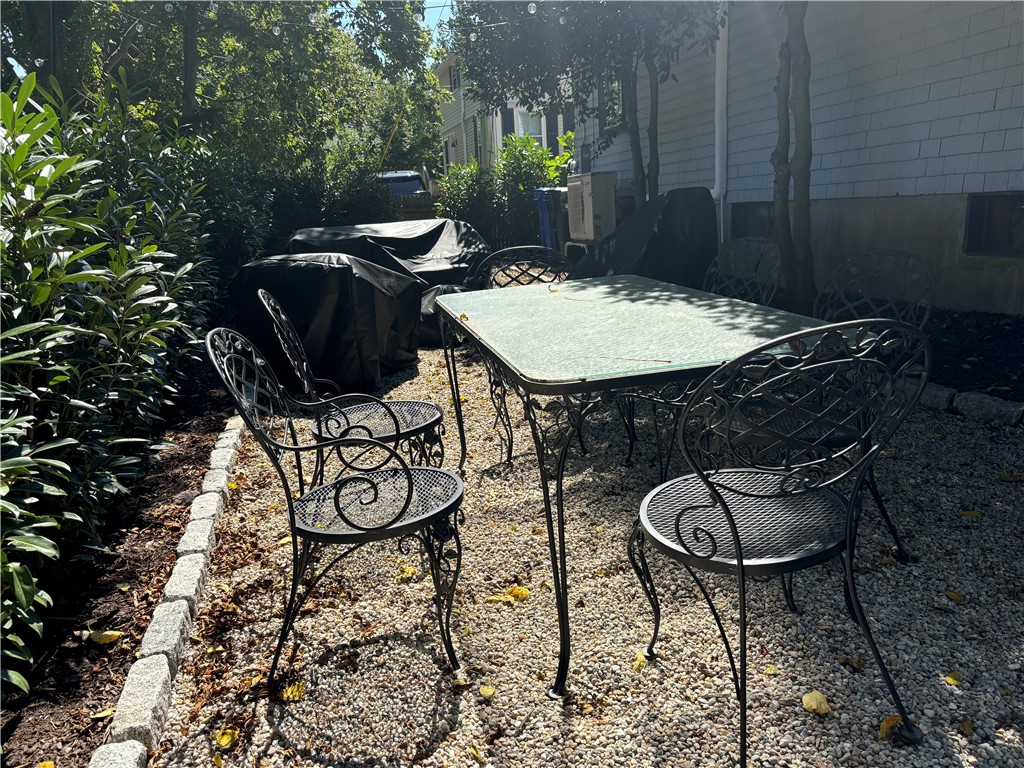 12 Lasalle Place Newport, RI 02840 - Photo 32 of 33