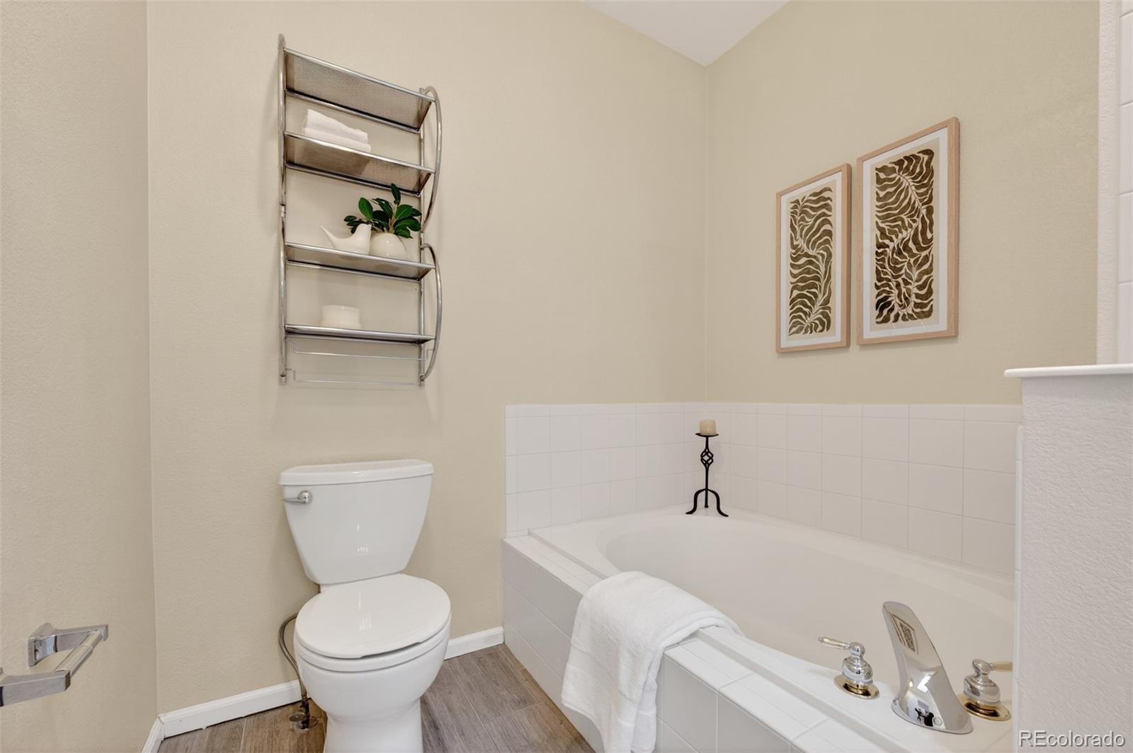 9534 Silver Spur Lane Highlands Ranch, CO 80130 - Photo 24 of 46