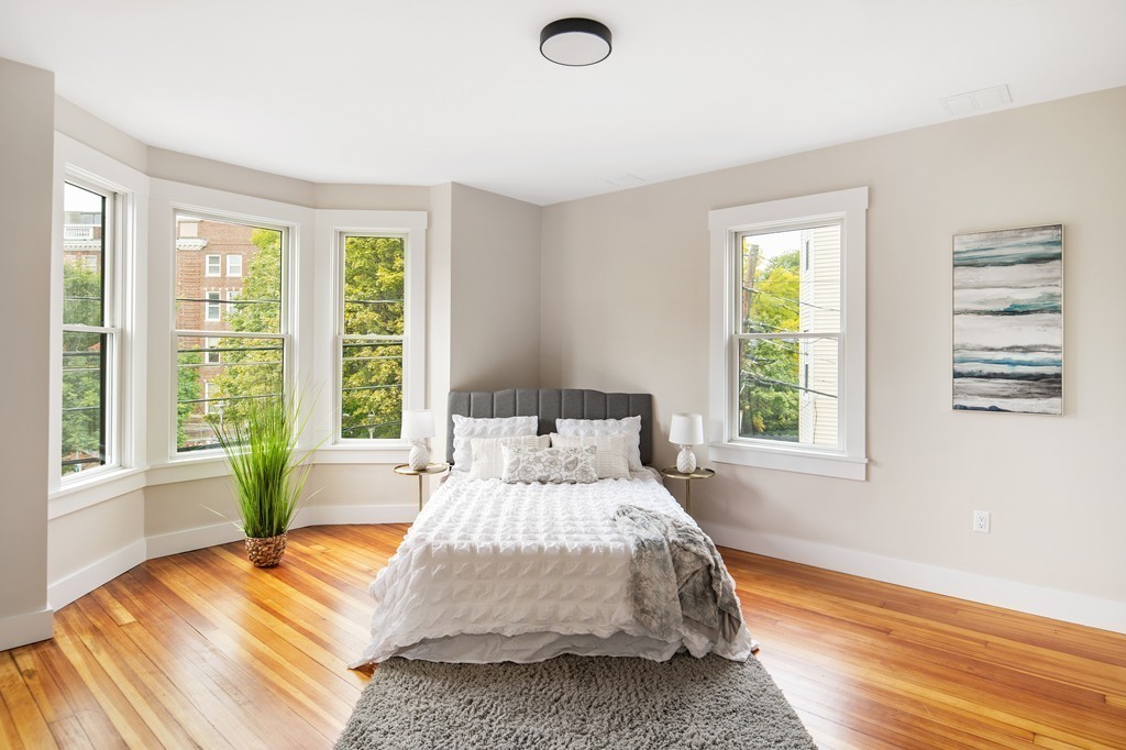88 Line Street, Unit 88 Somerville, MA 02143 - Photo 9 of 20