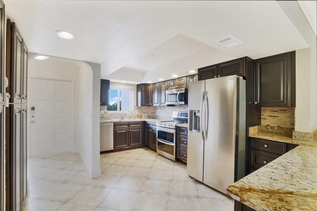 1099 South Ocean Boulevard, Unit 405 Boca Raton, FL 33432 - Photo 4 of 21 Photo 4
