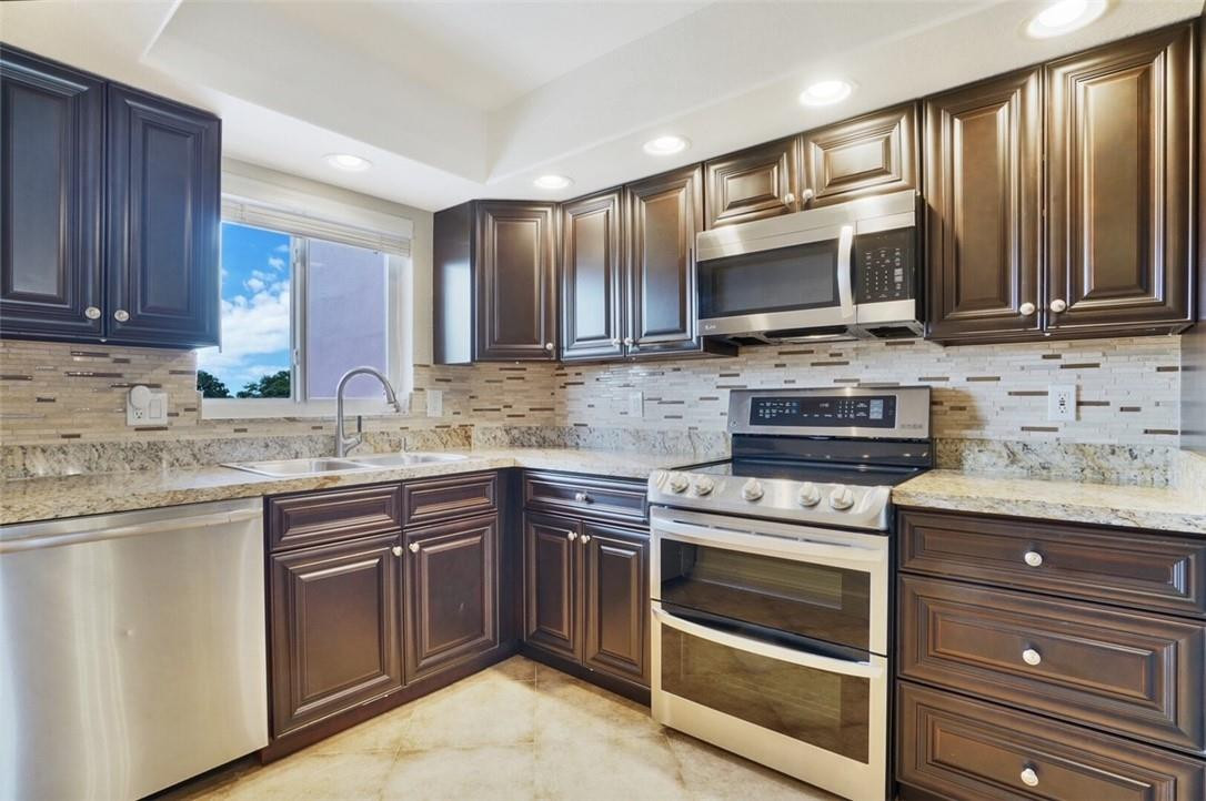1099 South Ocean Boulevard, Unit 405 Boca Raton, FL 33432 - Photo 5 of 21 Photo 5