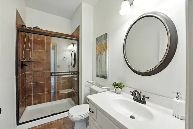 $589,900 | 4560 Northeast Seneca Terrace, Lee's Summit, MO 64064