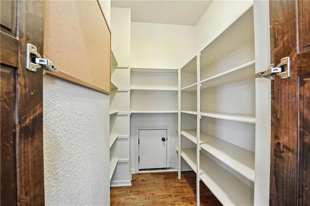 $589,900 | 4560 Northeast Seneca Terrace, Lee's Summit, MO 64064