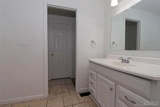 $249,900 | 403 North Washington Street, Desloge, MO 63601