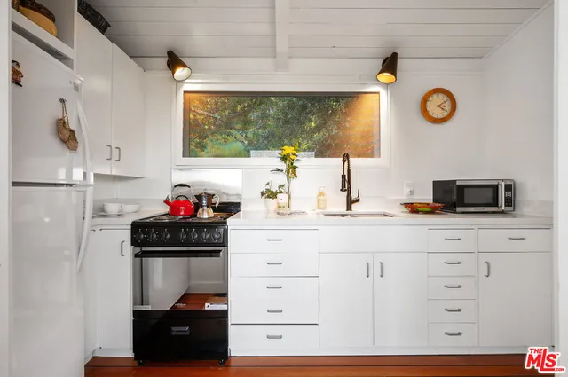 $2,990,000 | 351 Wall Road, Napa, CA 94558