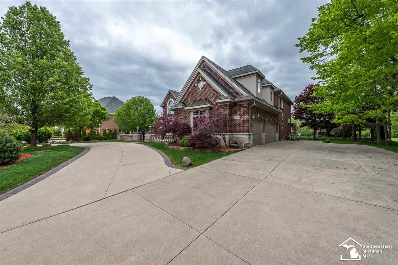 1055 Abbey Road Monroe, MI 48161 - Photo 32 of 45