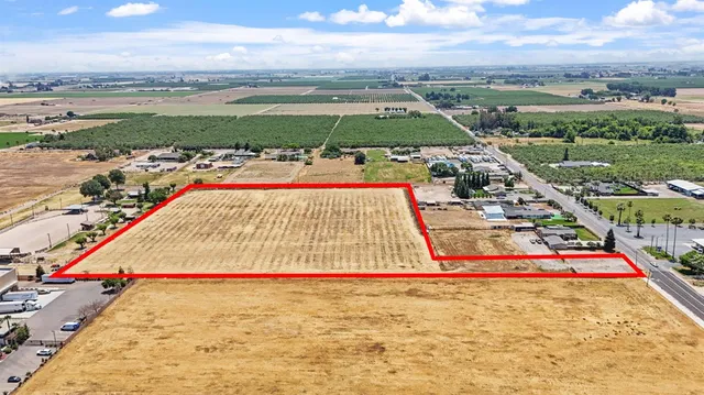 a picture of city view