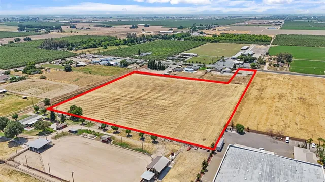 an outdoor view with an outdoor seating