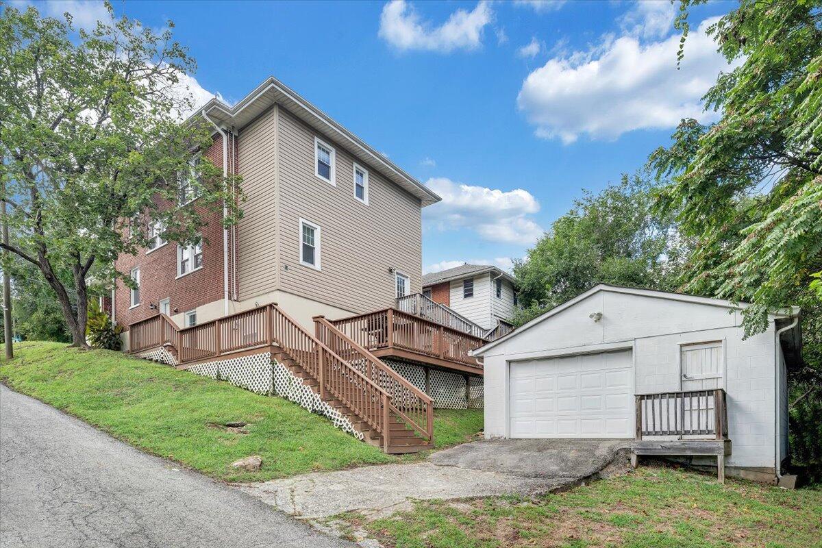 528 Riverland Road Southeast Roanoke, VA 24014 - Photo 42 of 42 a view of a house with a yard
