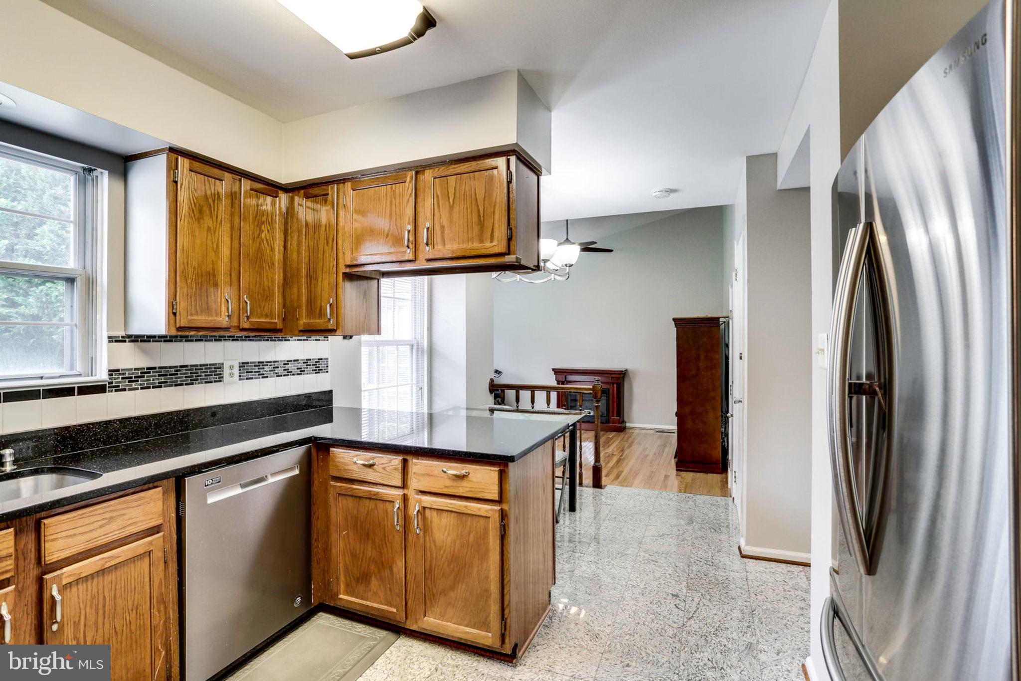 3105 Memory Lane Silver Spring, MD 20904 - Photo 12 of 32 Kitchen