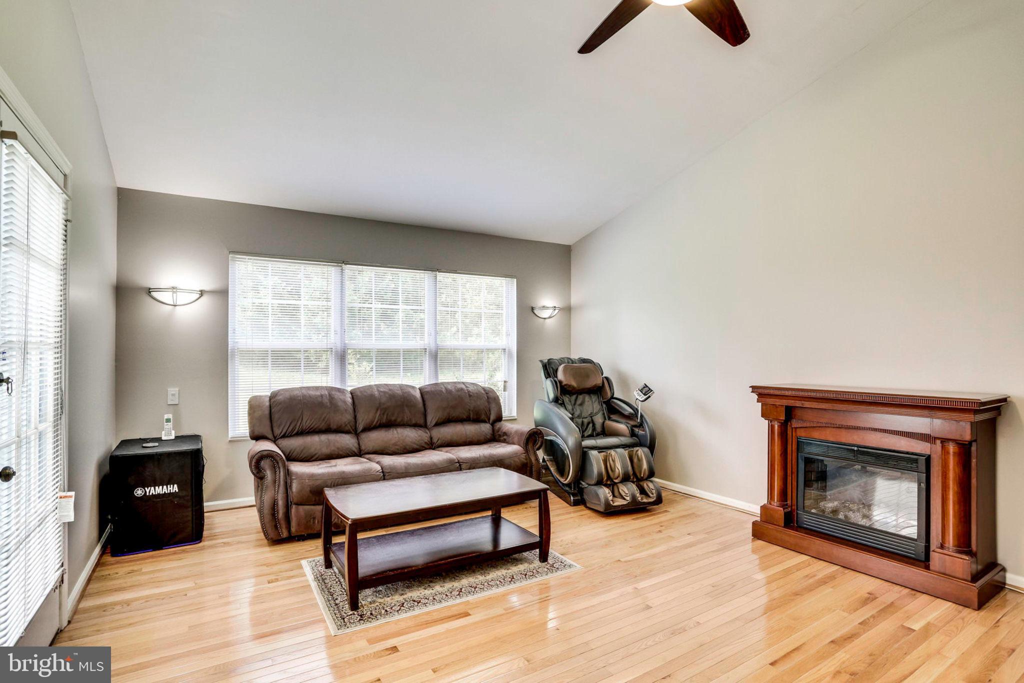 3105 Memory Lane Silver Spring, MD 20904 - Photo 14 of 32 Family Room