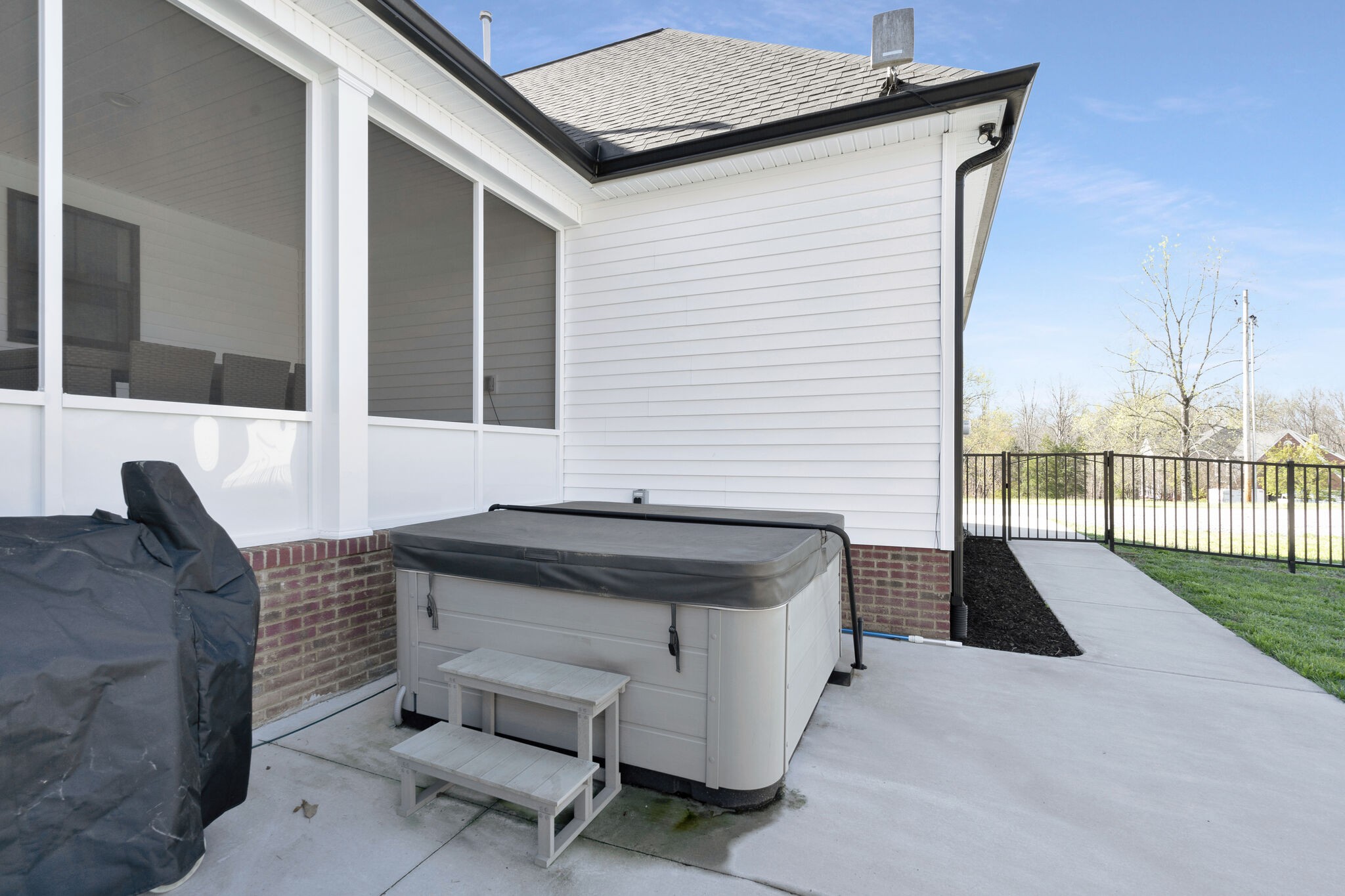 3125 Riley Creek Road Normandy, TN 37360 - Photo 38 of 53 a view of terrace with seating space