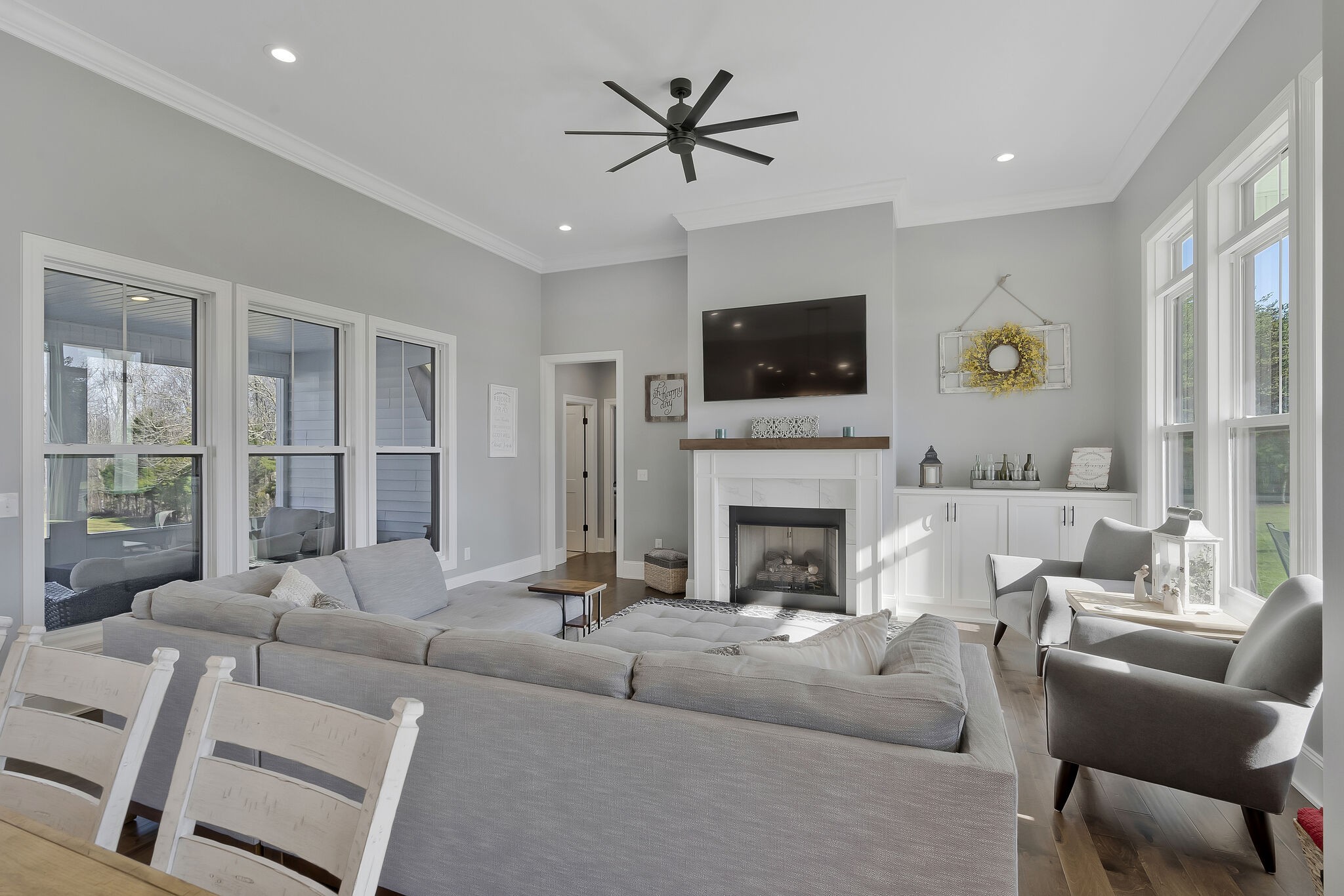 3125 Riley Creek Road Normandy, TN 37360 - Photo 7 of 53 a living room with furniture a fireplace and a flat screen tv