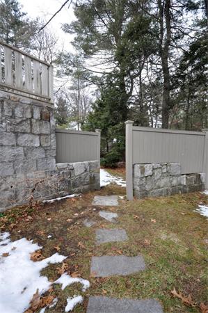55 Ridge Road Concord, MA 01742 - Photo 16 of 22