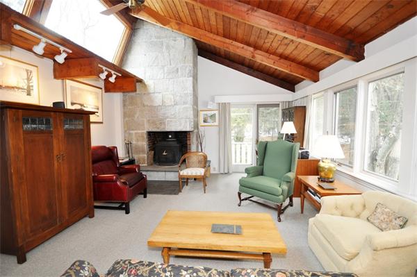 55 Ridge Road Concord, MA 01742 - Photo 5 of 22