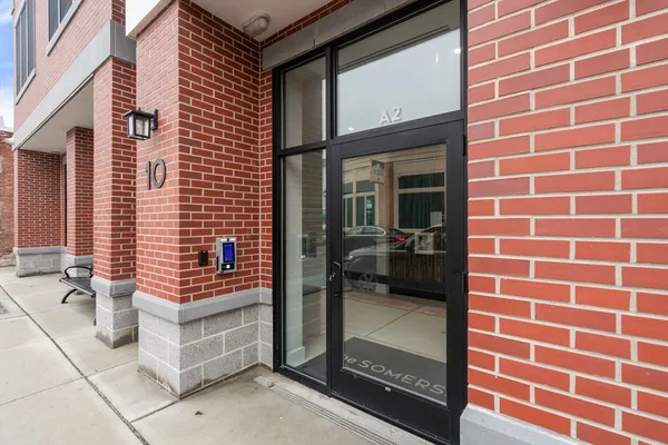 $559,000 | 10 Somerset Avenue, Unit 308, Winthrop, MA 02152